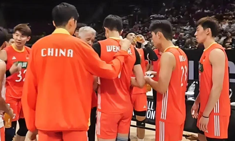 其次是主教 其次是主教