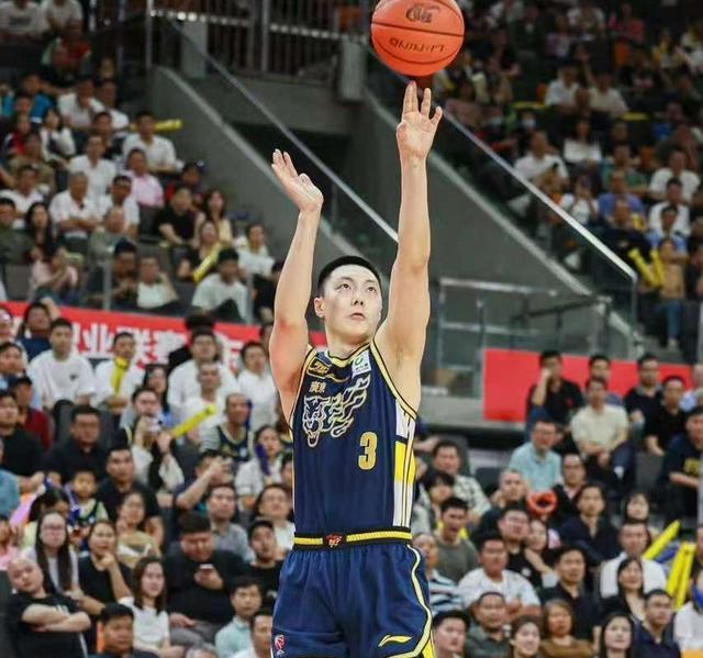 广东宏远新, 又是一个好, 广东宏远迎